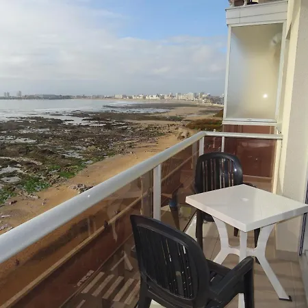 Avec Balcon, Animaux Acceptes, Parking Prive, Proche Et Commerces - Fr-1-92-915 Apartment