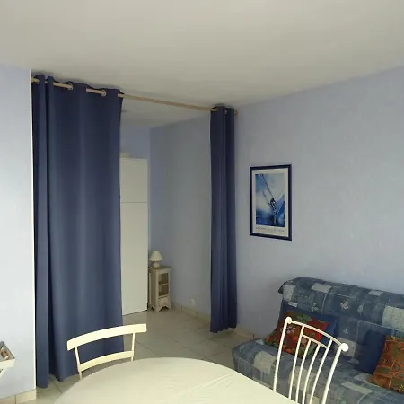 Avec Balcon, Animaux Acceptes, Parking Prive, Proche Et Commerces - Fr-1-92-915 *