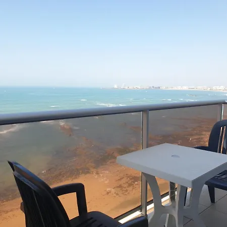 Avec Balcon, Animaux Acceptes, Parking Prive, Proche Et Commerces - Fr-1-92-915 Apartment