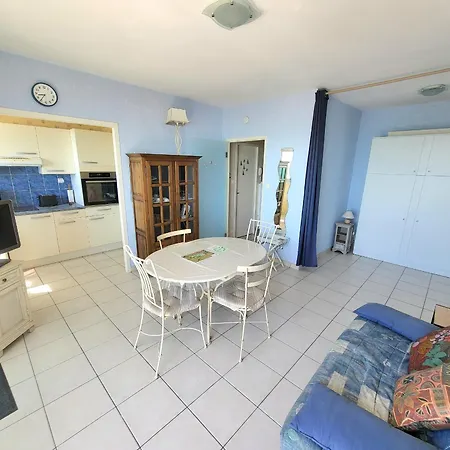 Avec Balcon, Animaux Acceptes, Parking Prive, Proche Et Commerces - Fr-1-92-915 Apartment Les Sables-d'Olonne