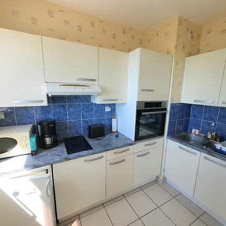 Avec Balcon, Animaux Acceptes, Parking Prive, Proche Et Commerces - Fr-1-92-915 Apartment Les Sables-d'Olonne